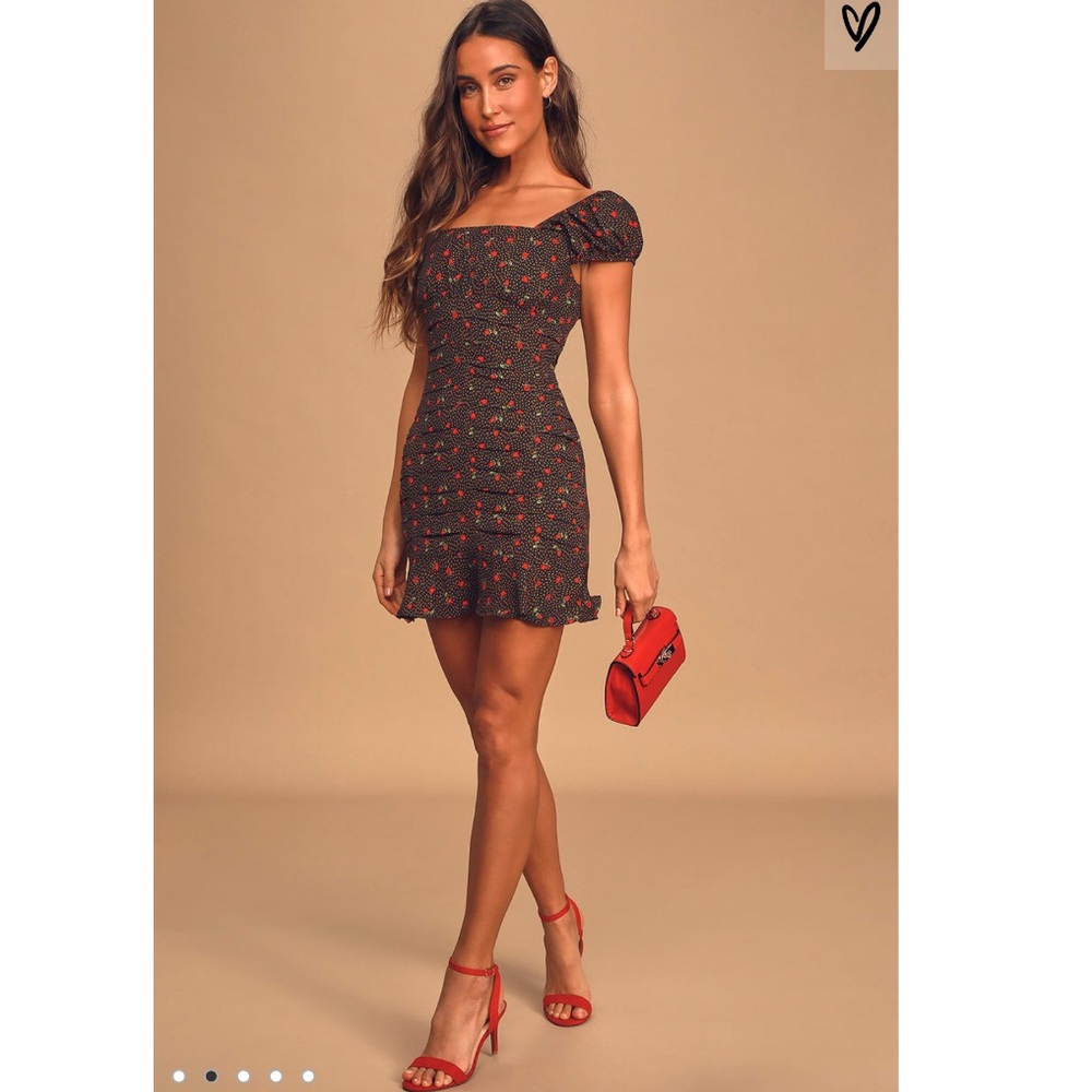 Finding Romance Black Multi Print Pleated Mini